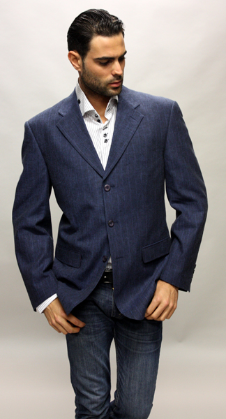 JY-04 NAVY SPORT COAT IT'S ONE OF A KIND SUPER 150'S FOR ALL OCCASION.   