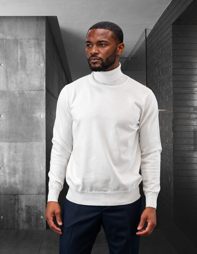 WHITE MODERN FIT TURTLE NECK. WOOL & CASHMERE