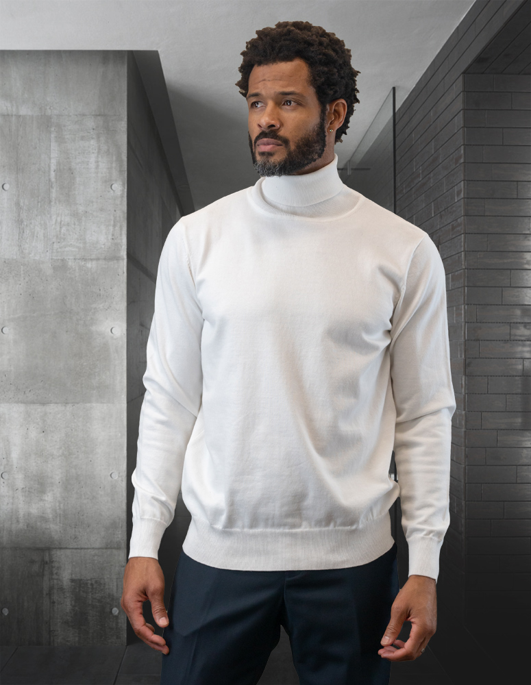 WHITE MODERN FIT TURTLE NECK. WOOL & CASHMERE