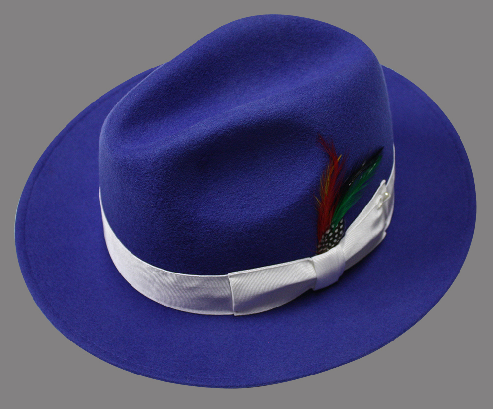 UNTOUCHABLE ROYAL WITH WHITE HAT 100% WOOL   